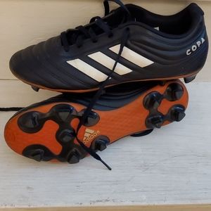 Soccer cleats size 7.5 women